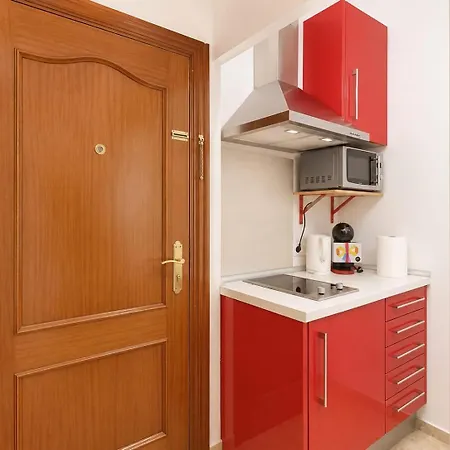 Vis112 - With Ac And Lift - 5 Min Walk To The Pedestrian Centre Apartament *